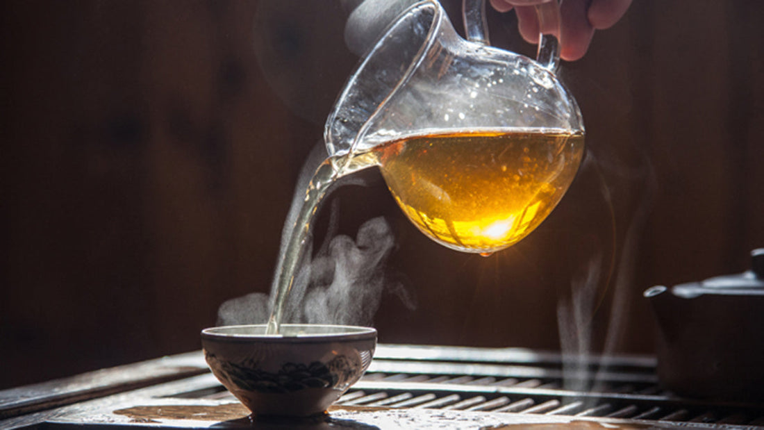 The Temperature Factor: Why Your Tea Tastes Different Hot vs. Cool