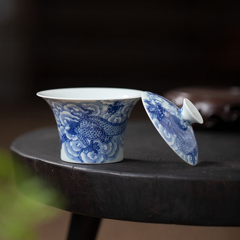 Blue & White extending auspicious cloud and dragon motif Gaiwan (Two Piece) - Zen&Sip